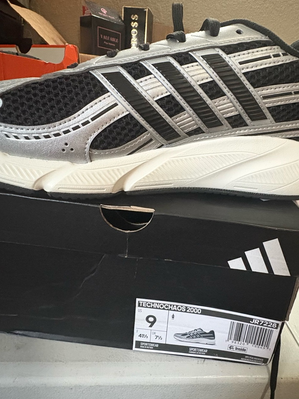 Shoe on box - subcategory classification